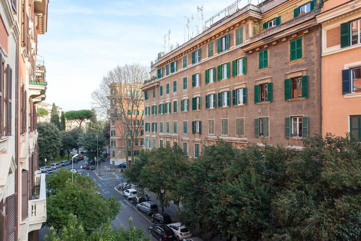 A Fancy Roman Experience luxury 3bdr 3baths gallery image 4