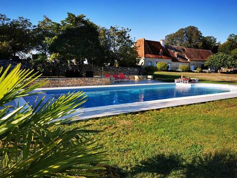 4* cottage with "La Longère" pool