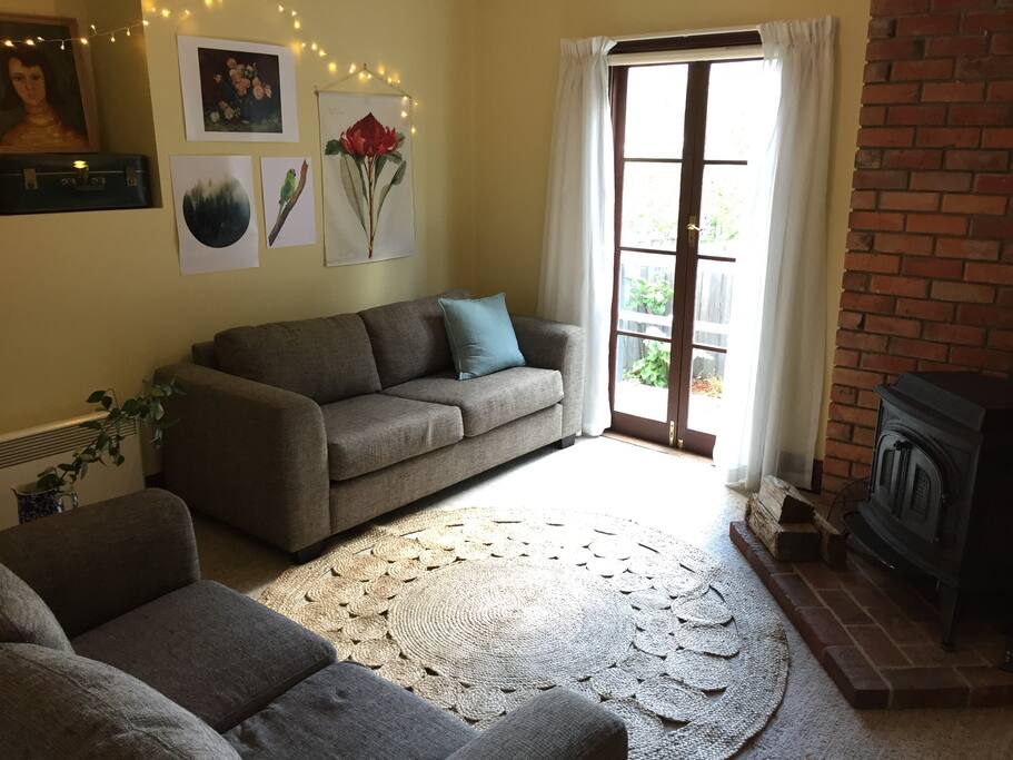 Formal lounge
