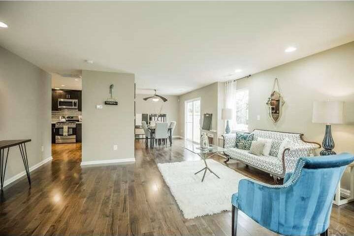 Modern 3br, 2.5bath townhome in cherry hill, NJ