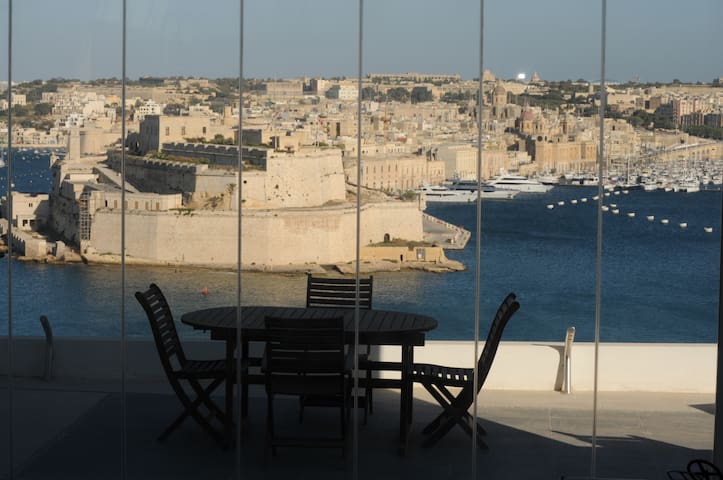 Valletta dream  penthaus terrace