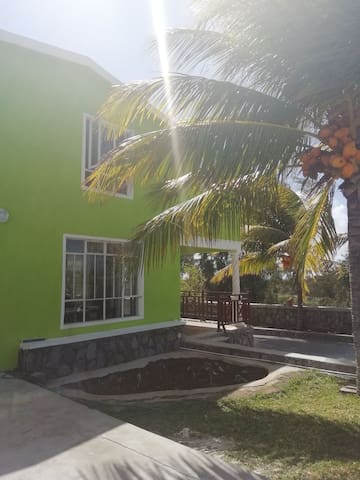 La Caze Coco-Azur- Guest House at Pointe Coton