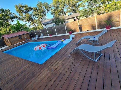 Pleasant House between Bordeaux and the Bay