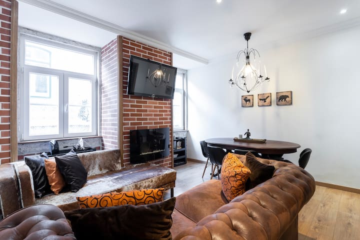 Charming Apartment by São Jorge Castle