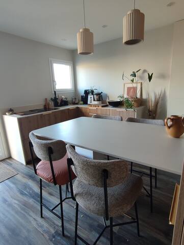 Maison cosy avec piscine chauffée proche Bordeaux gallery image 2