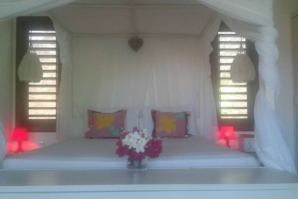 Primero quarto.Cama de 160 cm.