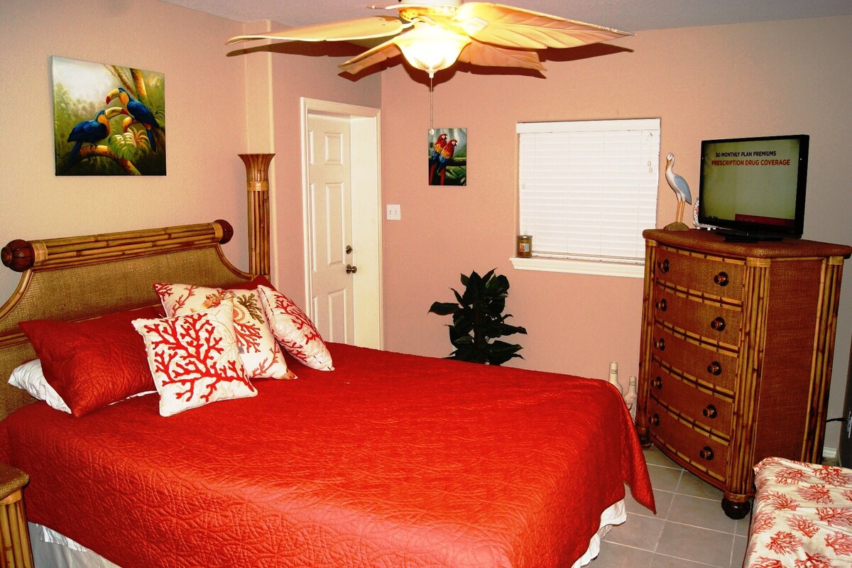 Jedna spálňa s manželskou posteľou, 1. podlaha