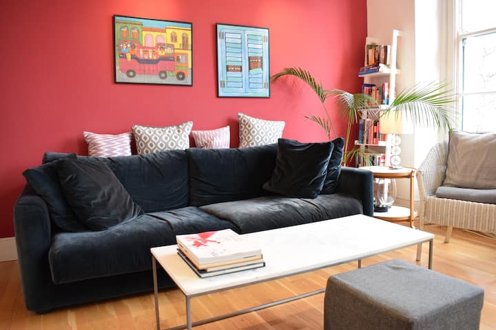 Stunning And Spacious 1-bed Apartment In Camden - London