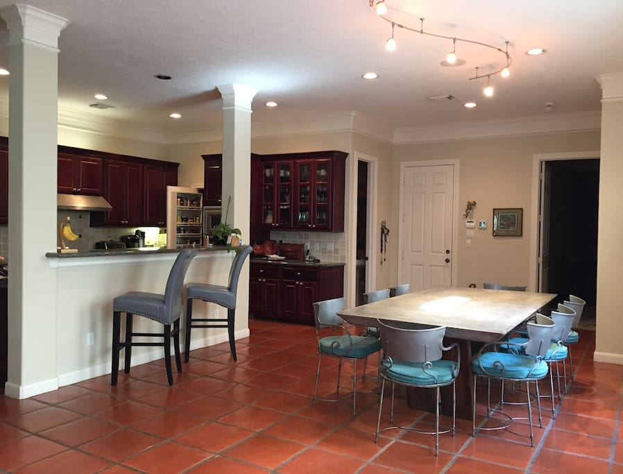 Breakfast Room