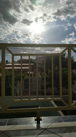 Casa espaçosa, vista pra gruta, garagem grande