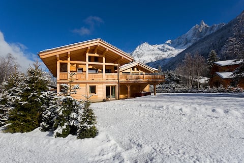 chalet 5 *  luxe 5 bedroom en suite sauna jacuzzi
