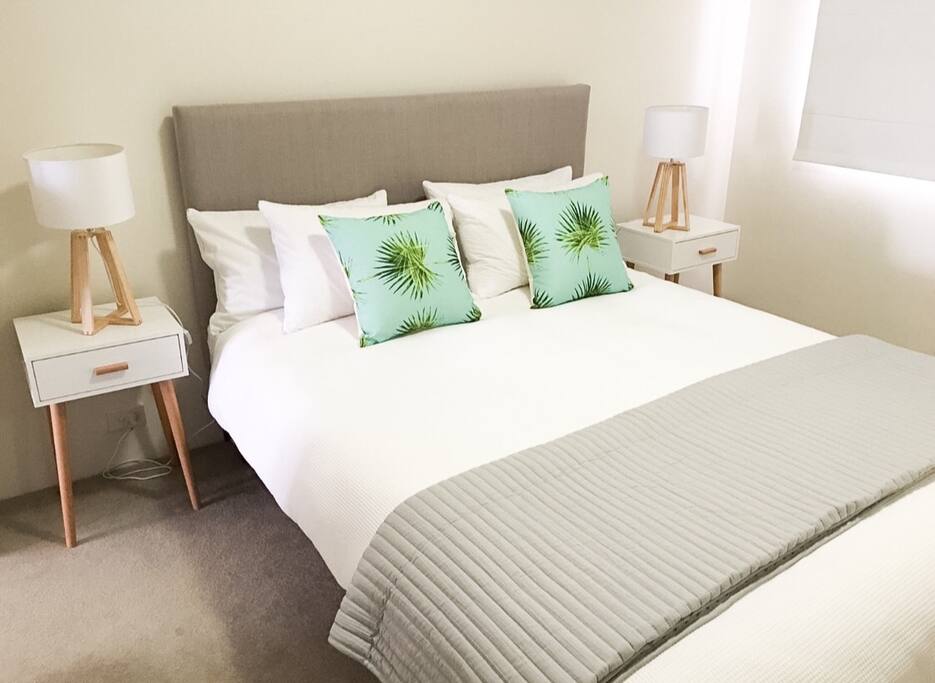 Main bedroom with queen bed