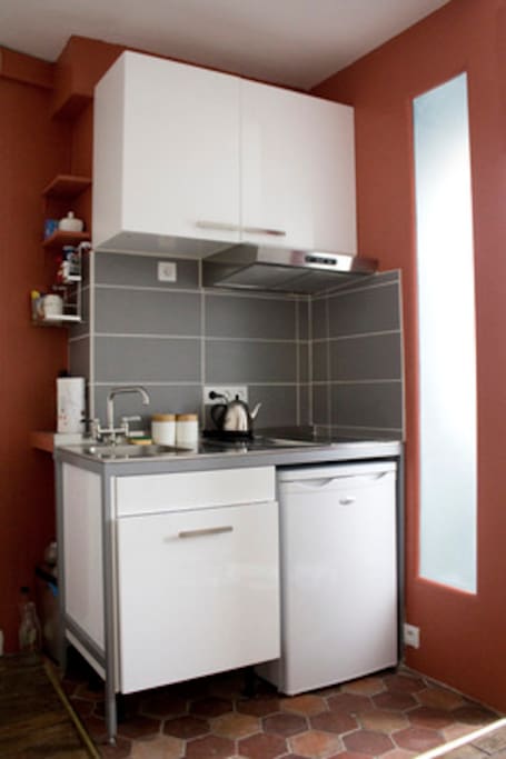 Small Kitchen, easy to use, and functional