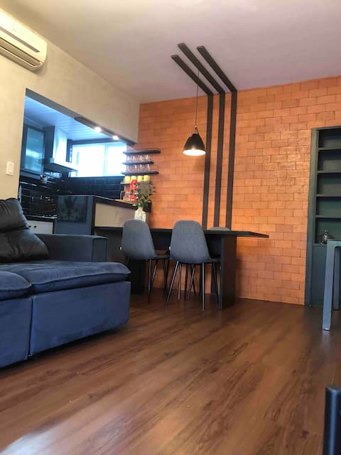Top performing Airbnb: Cozy house in the center of Lagoa! in Lagoa