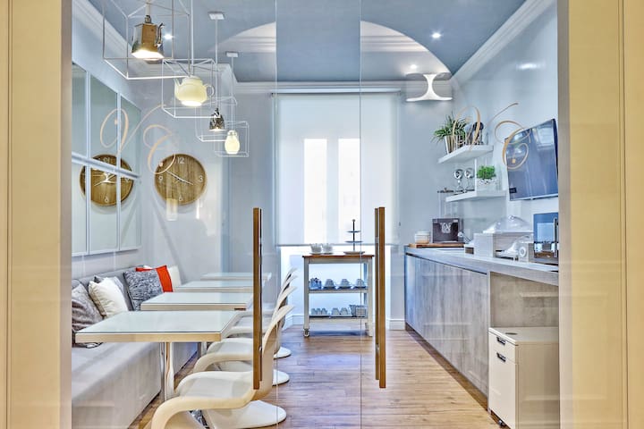 Big Guest House Vatican Apartment in Saint Peter gallery image 2