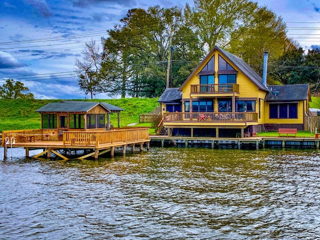 Château Jarreau on False River