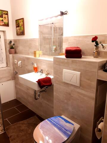 Airbnb Marzahn Hellersdorf Vacation Rentals Places To Stay Berlin Germany