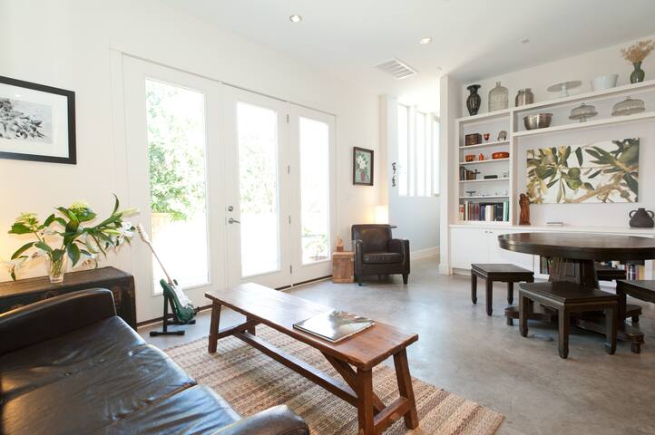 Sweet South Austin Modern Home