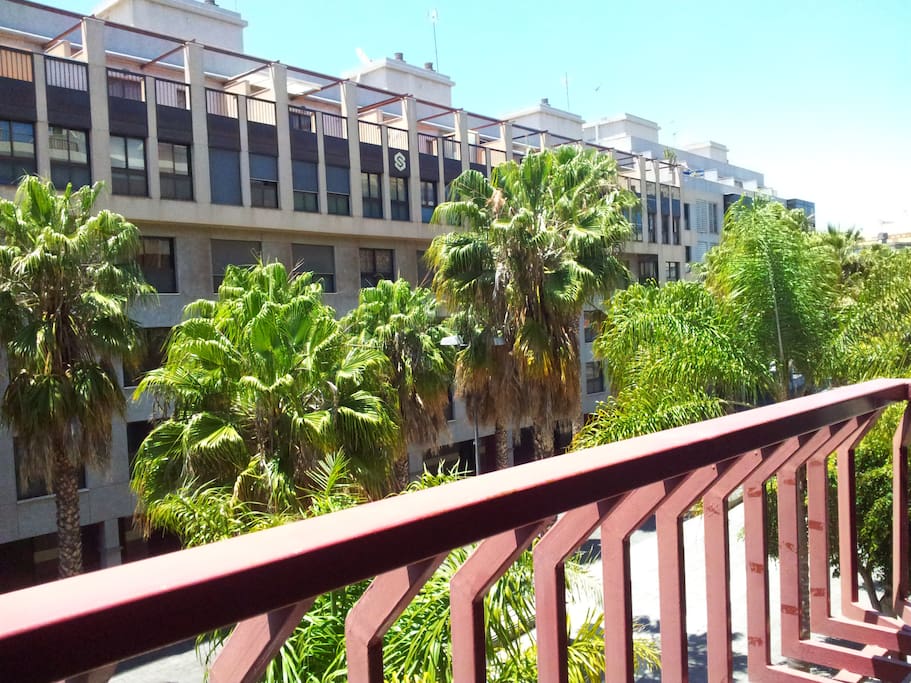 Balcón exterior orientado al sur