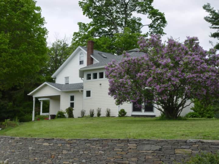 Rhinebeck Estate with spectacular kitchen and More Farm stays for