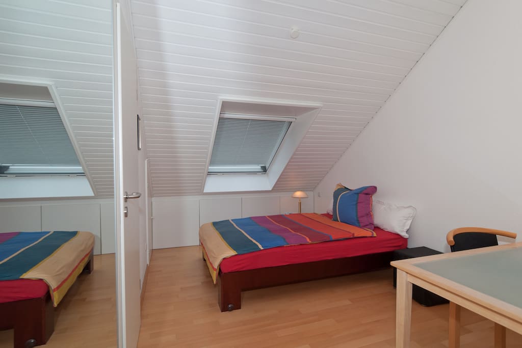 The room offers a lot of space, a tidy and modern ambience and a very neat bathroom.