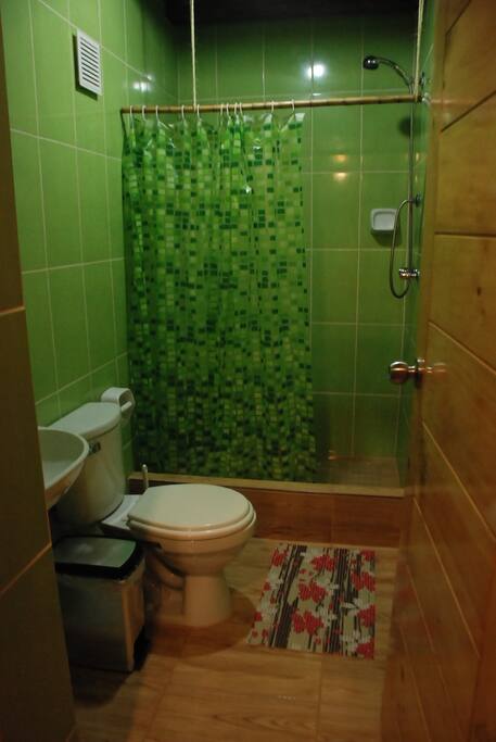 Salle de bain commune