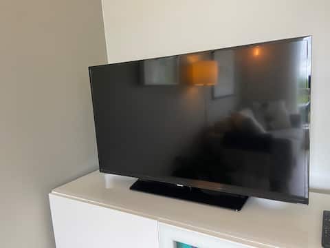 Successful Airbnb property: Nice apartment with balcony, 2 bedrooms/3 beds, Wi-Fi in Fana