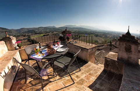 Top performing Airbnb: Spello Nunnery Apartment in Spello