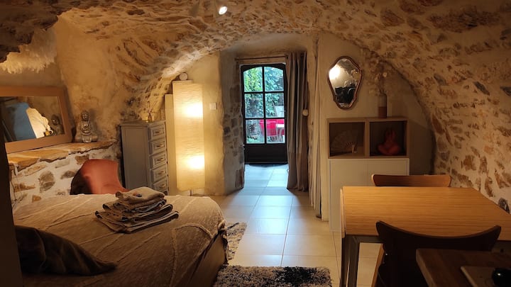 Vallon-Pont-d'Arc : locations de maisons - Auvergne-Rhône-Alpes, France |  Airbnb