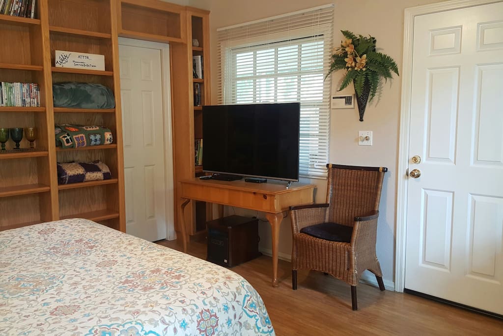42" TV