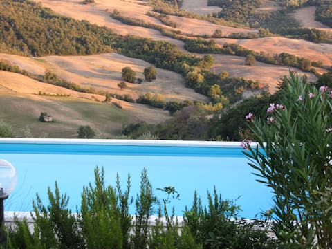 The cherry tree, Podere il liglio