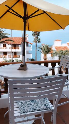 Hamilton Cove 2 Bedroom w/ golf cart and views gallery image 2