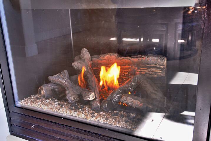 * 3BR Luxury Living at Cupertino/San Jose border * gallery image 3