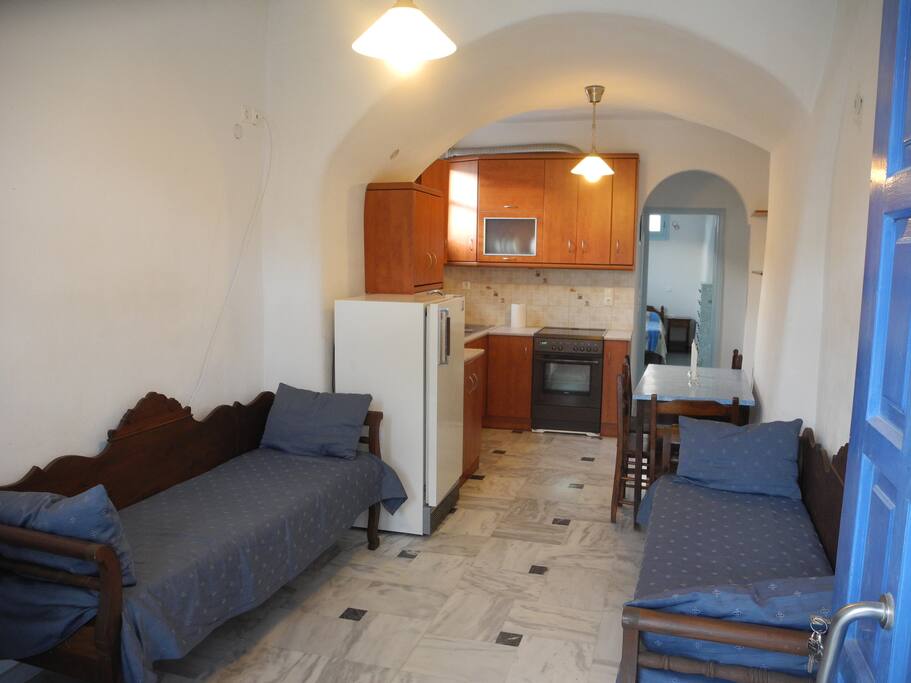 Living room - kitchen
