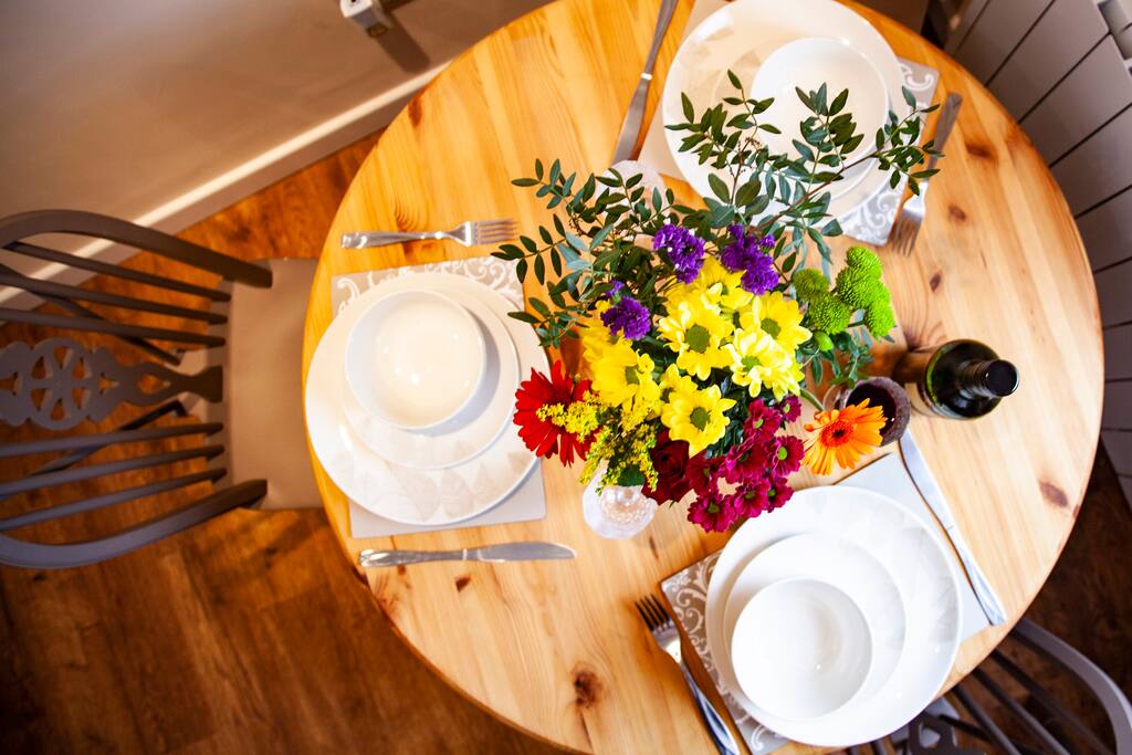 Enjoy a meal in the dining area!