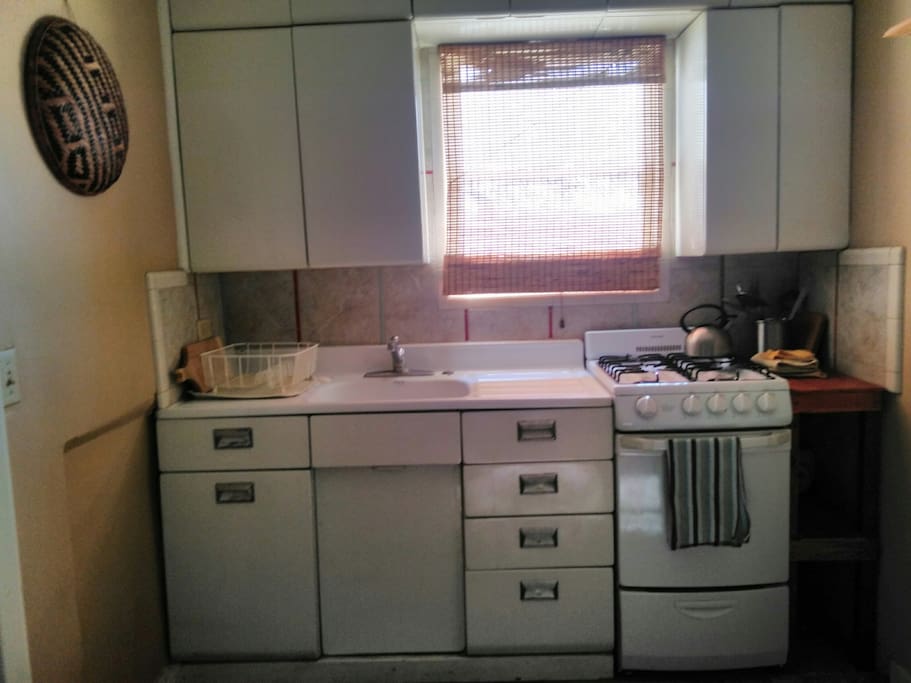 Full Kitchen