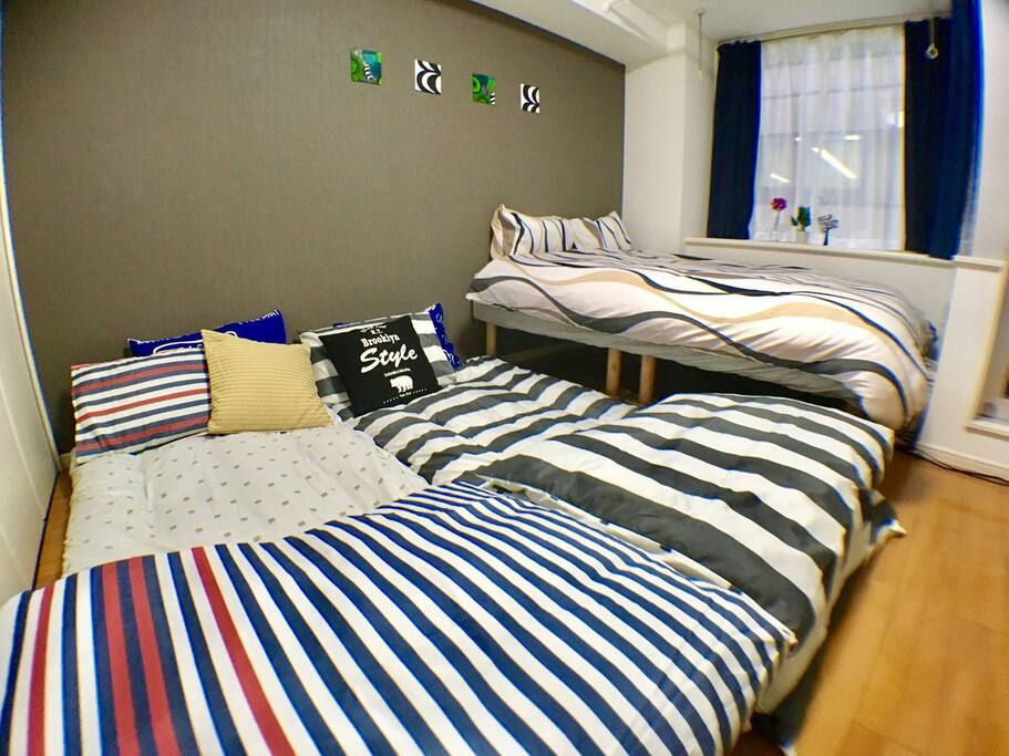 4 people OK!
Double bed, Futon×2