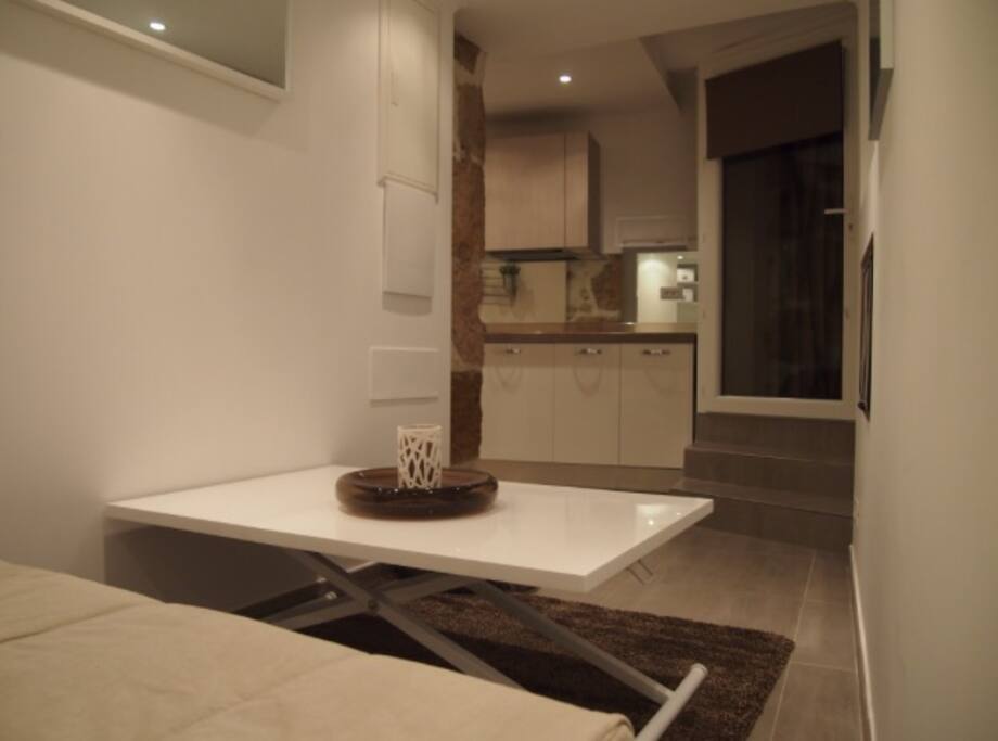 Room1/entrance