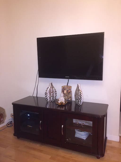 Cable Flat Screen TV