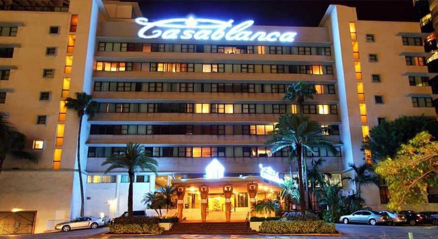 Casablanca Studio Miami Beach Iniums For In Casablanca Studio Miami Beach
