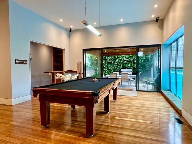 OCEAN-FRONT | Kids Pet Friendly | Pool Spa Bar Gym gallery image 5