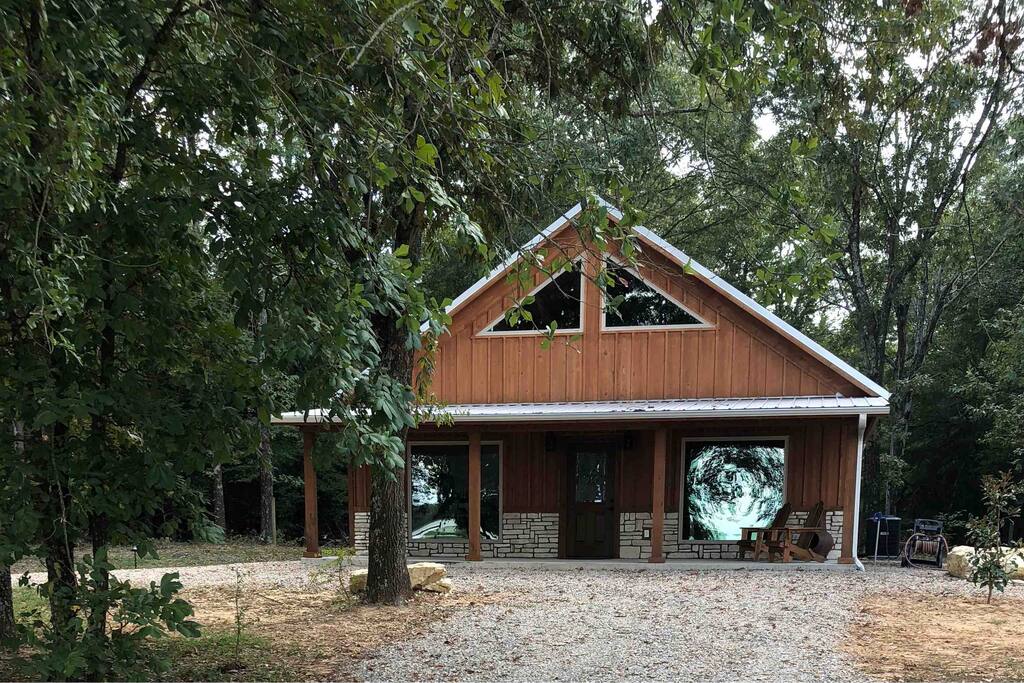 Cedar Cabin In The Woods Guesthouses For Rent In Blossom