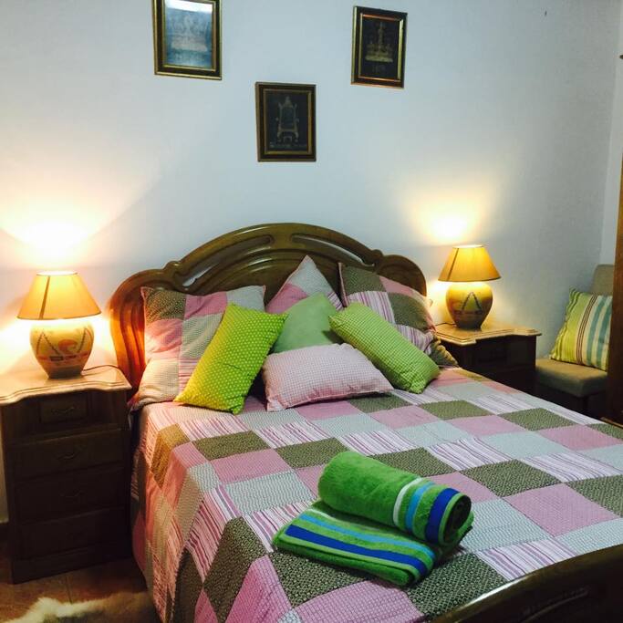 Double bed in master bedroom.
To sleep, dream, rest or something else, this will be your bed on the desired and deserved vacation