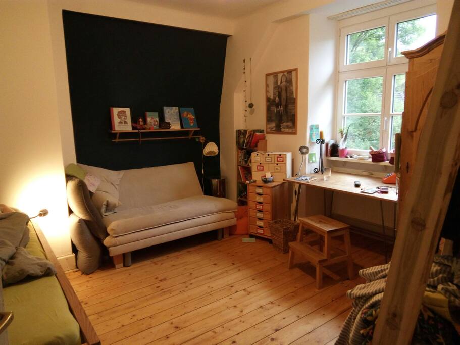 Gästezimmer außerhalb der Wohnung