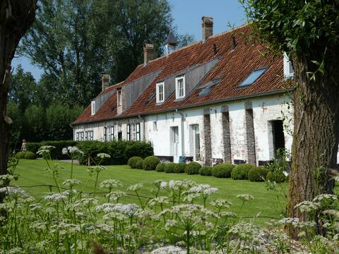 Holiday house De Swaenhoeck in Damme next Bruges