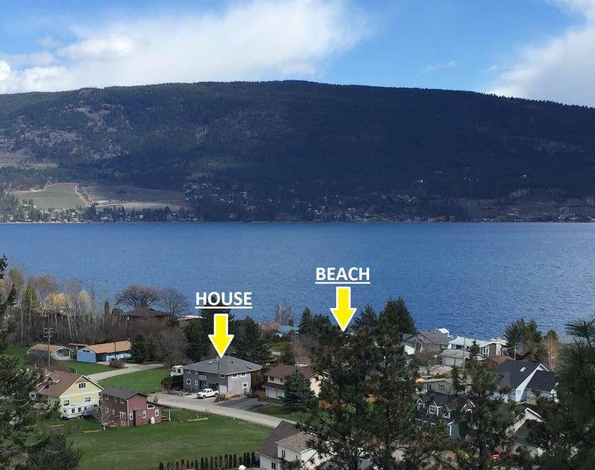 House is just 1-2 minute walk to the beach.