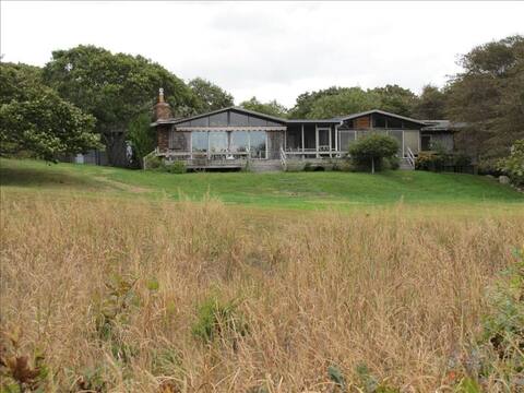 Nine Acres Secluded Escape