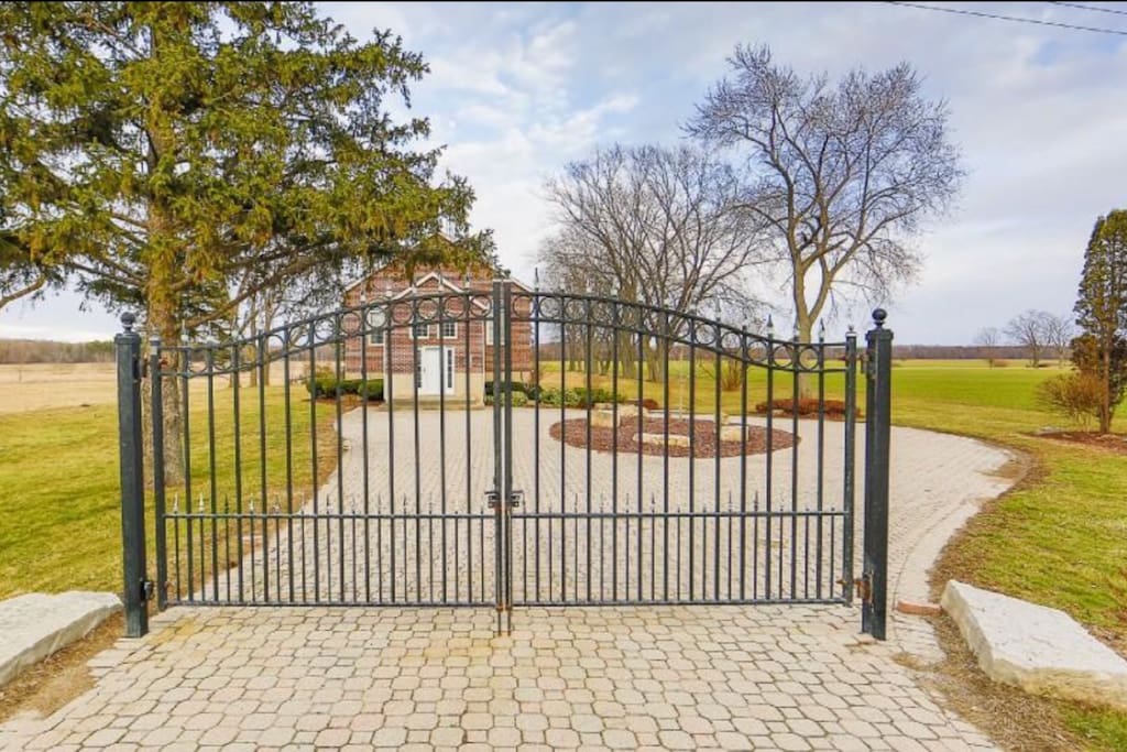 Easy to recognize by the front iron gates