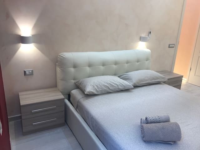 SPARTACUS INN – CONFORTABLE AND BRIGHT APARTMENT gallery image 5