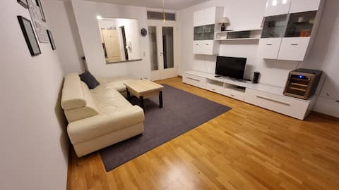 Lovely apartment and free parking on premises